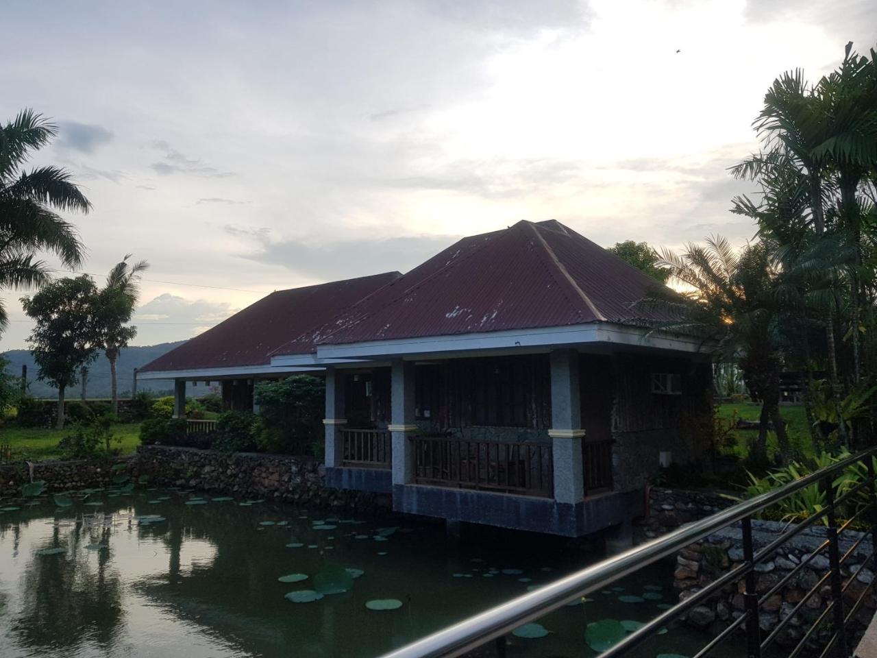 Palaisdaan Hotel And Restaurant Bagabag Экстерьер фото
