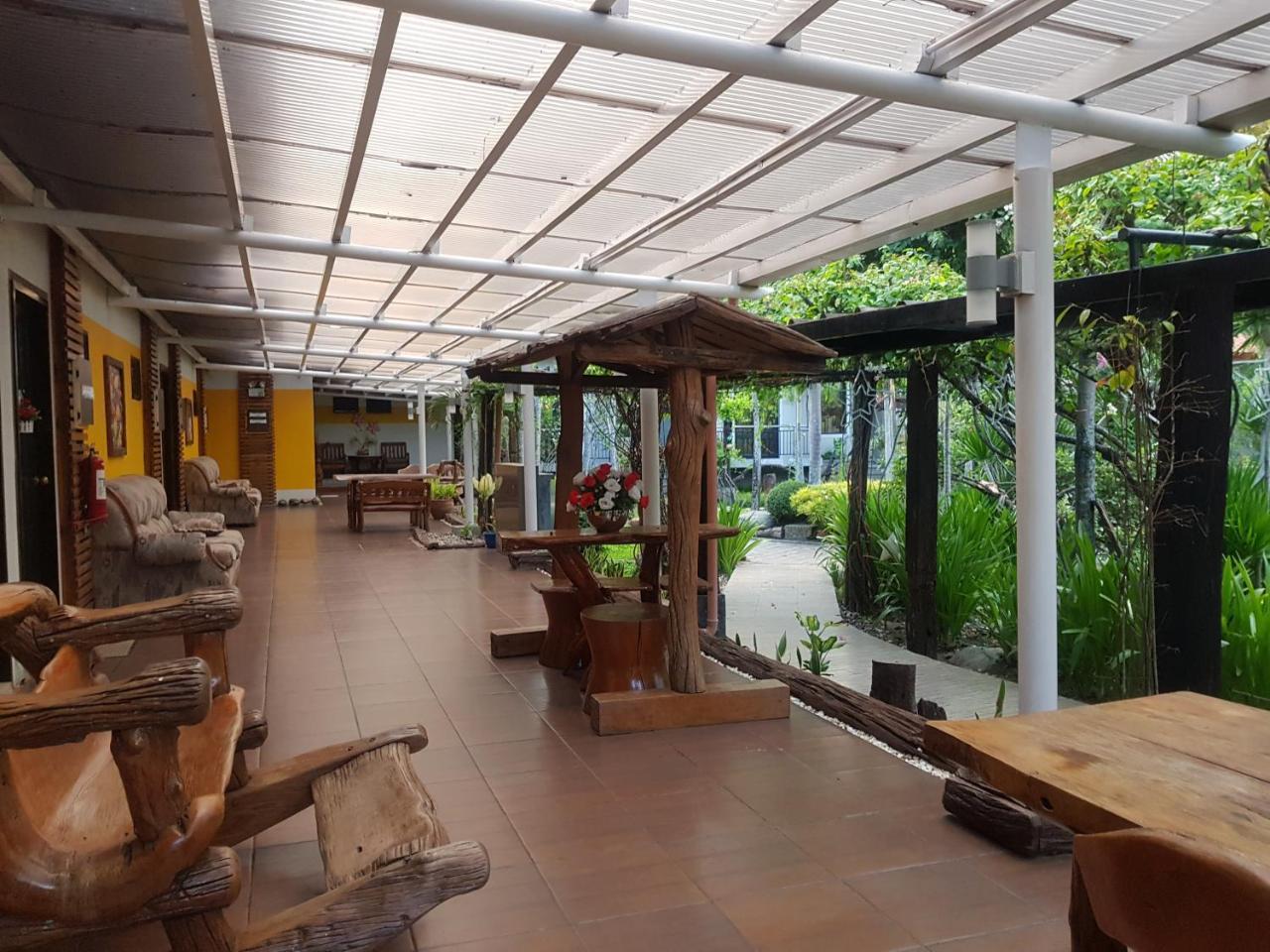 Palaisdaan Hotel And Restaurant Bagabag Экстерьер фото